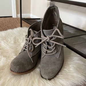 White Mountain Lambert Wedge Suede Leather